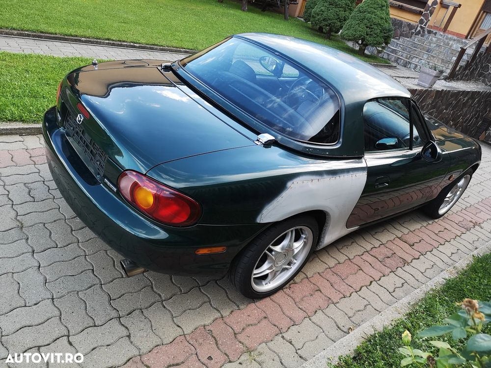 Mazda MX-5 1.6i 16V - 12