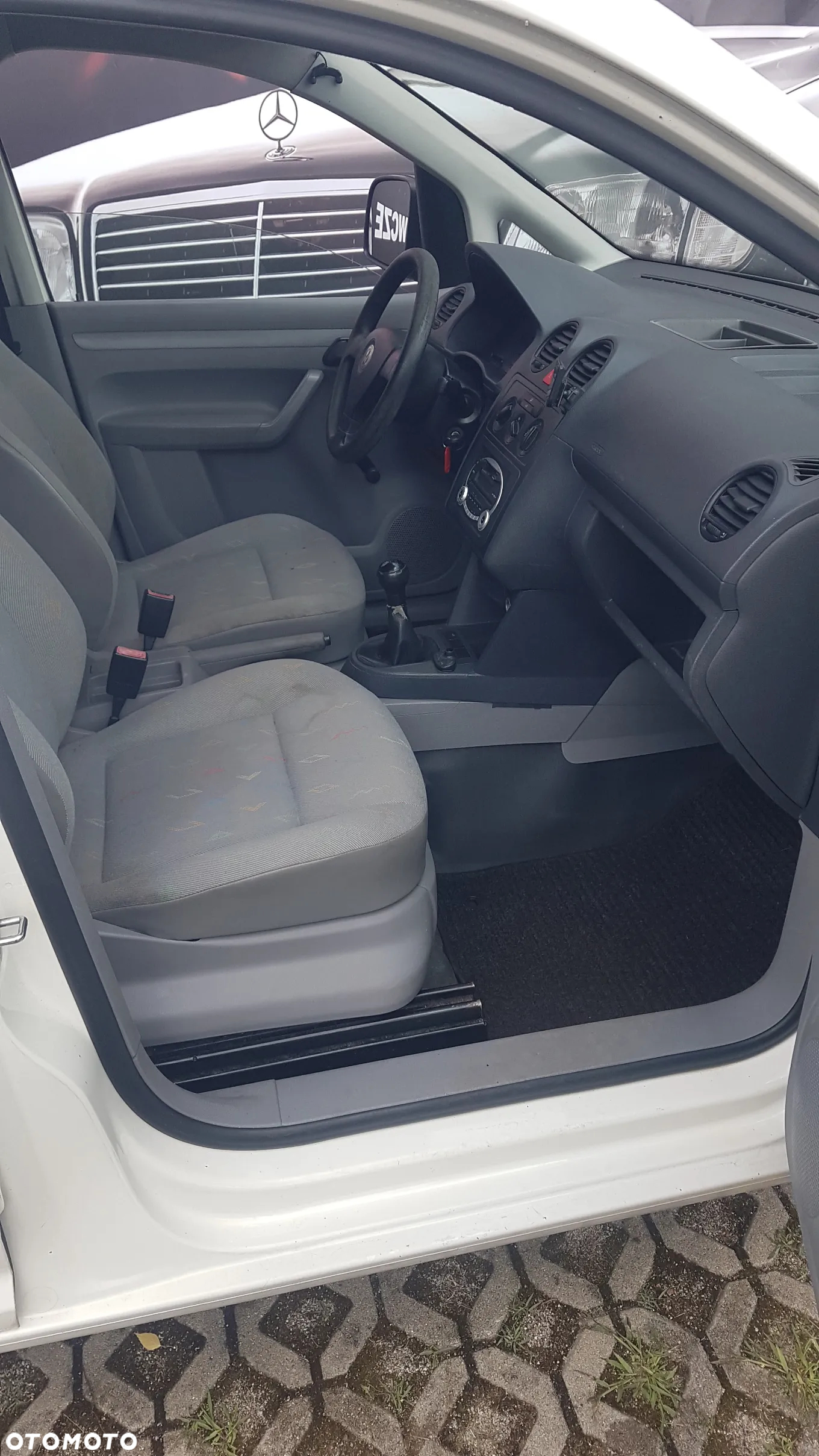 Volkswagen Caddy - 9