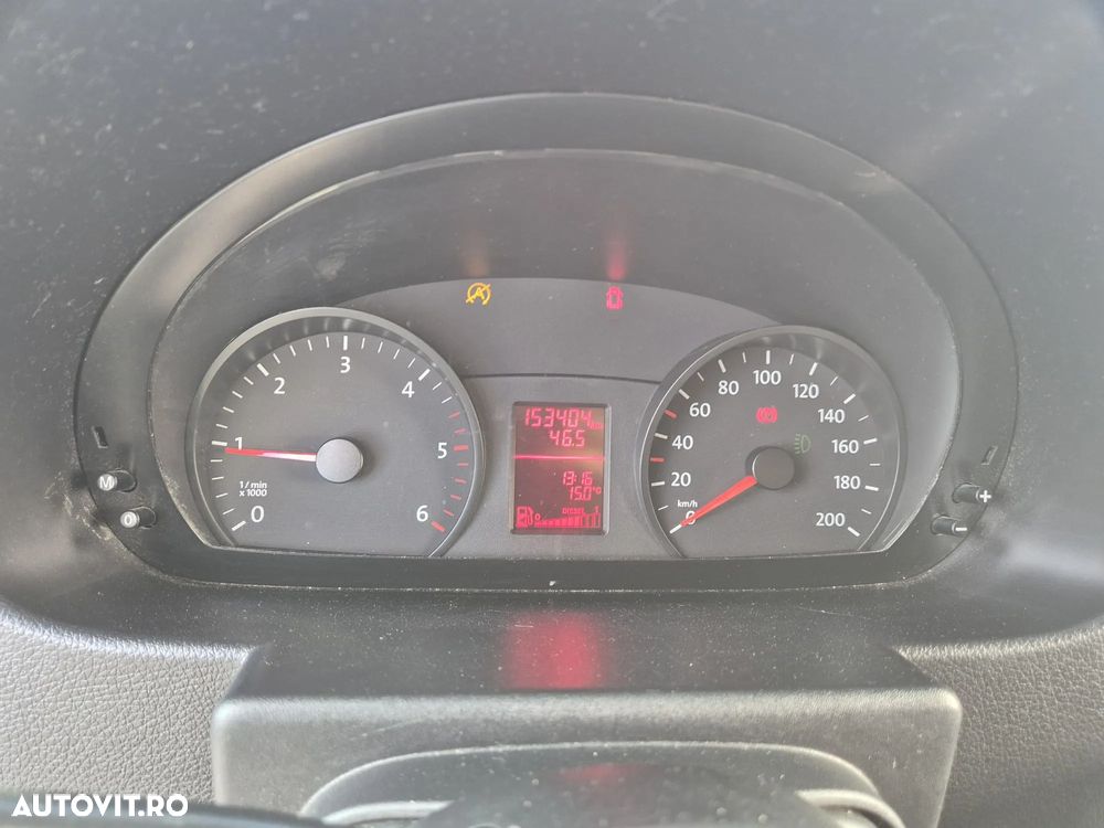 Volkswagen Crafter 35 MR Furgon 2.0 tdi - 15