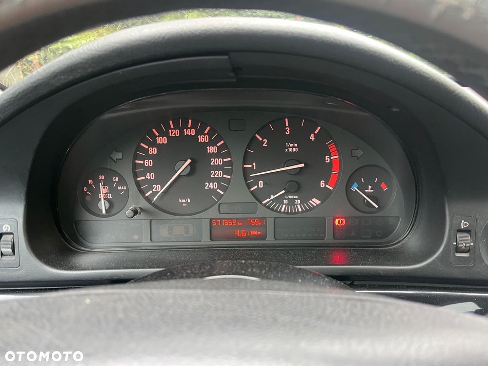 BMW Seria 5 2001 photo 5