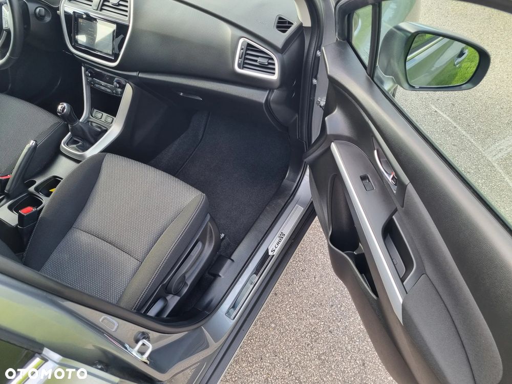 Suzuki SX4 S-Cross 1.6 VVT 4x2 limited+ - 40