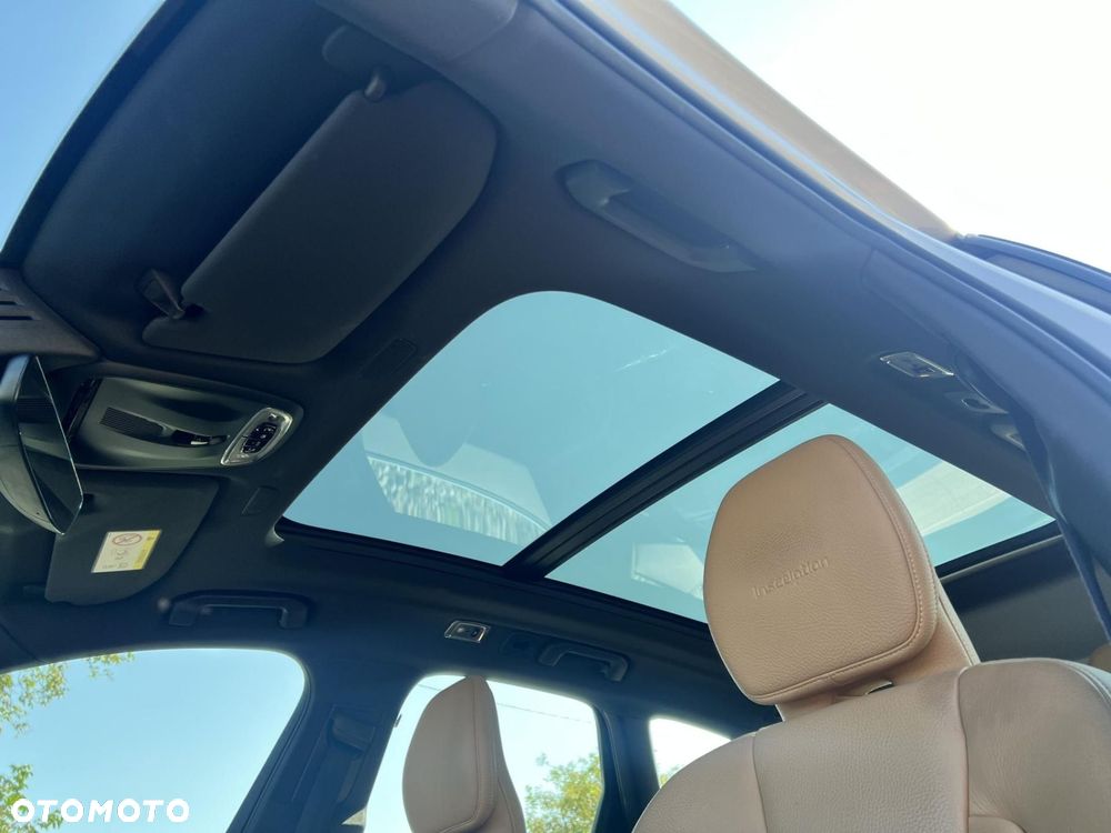 Volvo XC 60 - 30