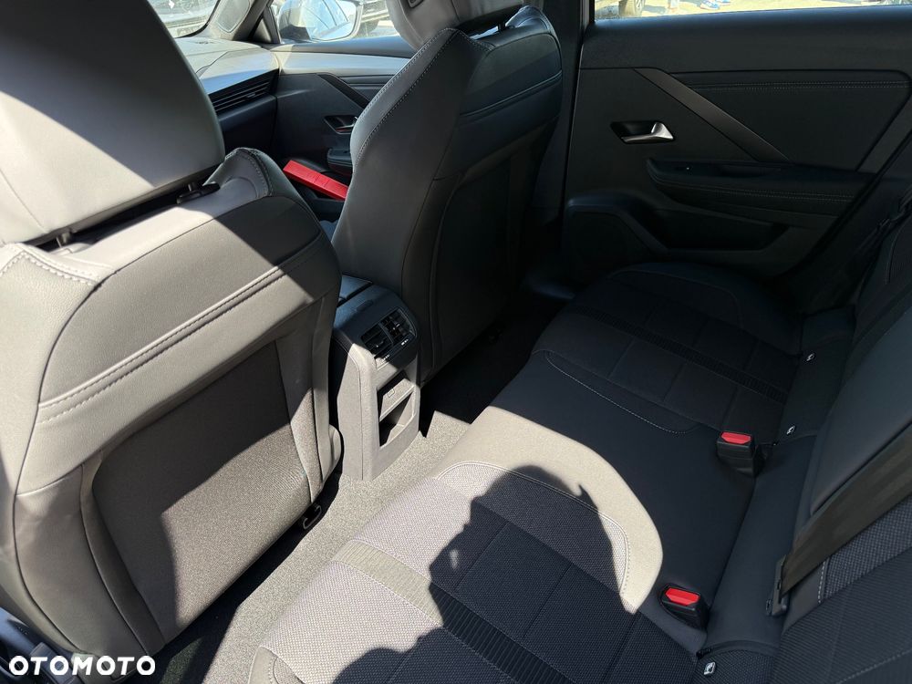 Opel Astra - 19