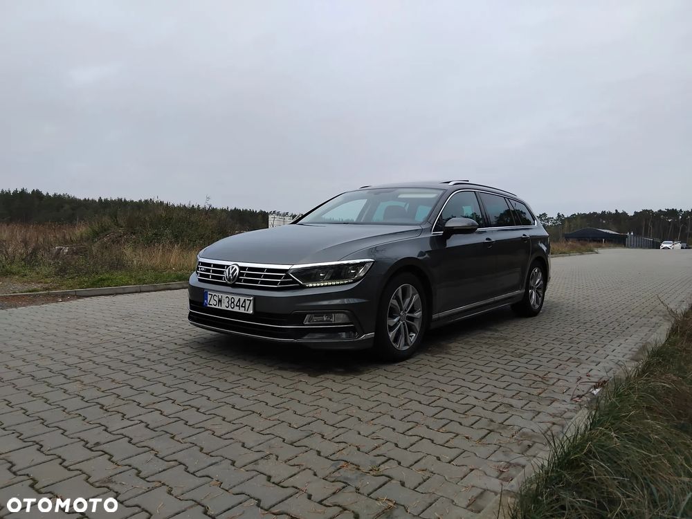 Volkswagen Passat - 2