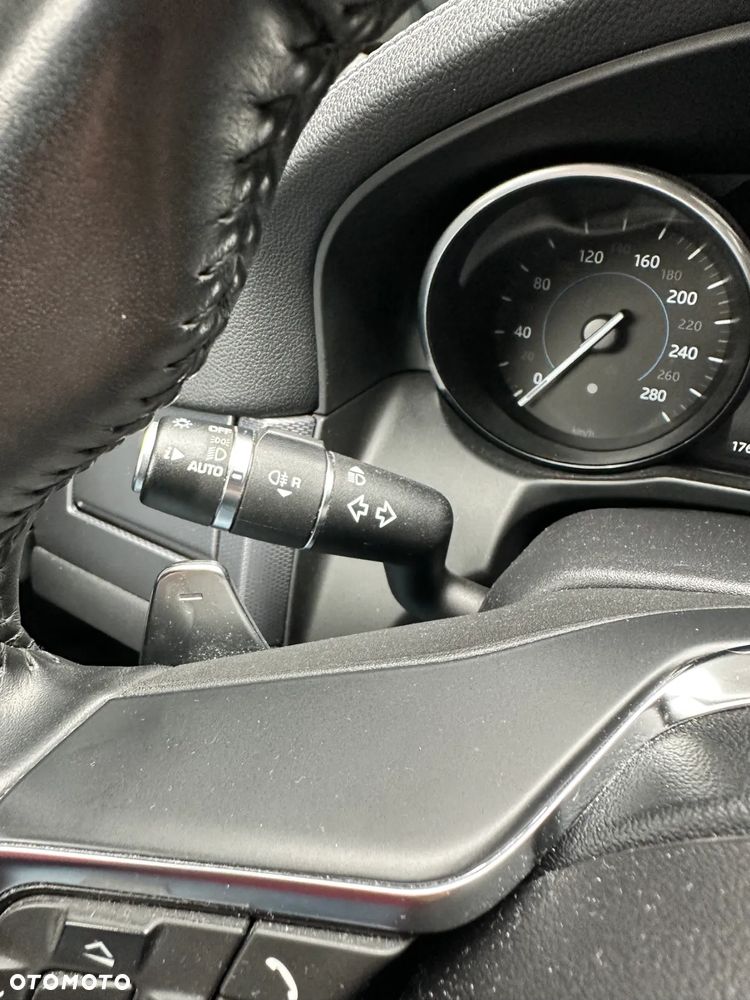 Jaguar XF 2.0 i4D R-Sport - 24
