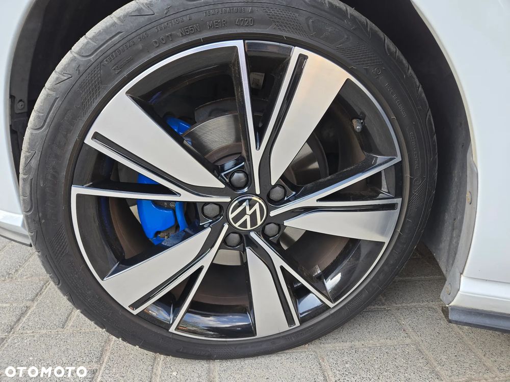 Volkswagen Golf 1.4 TSI BMT Highline DSG - 27