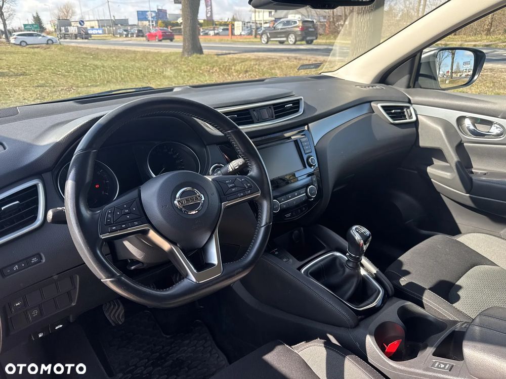 Nissan Qashqai 1.3 DIG-T N-Connecta - 9
