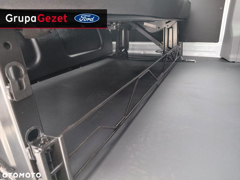 Ford Transit Custom - 13
