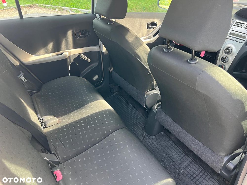 Toyota Yaris 1.4 D-4D Edition - 14