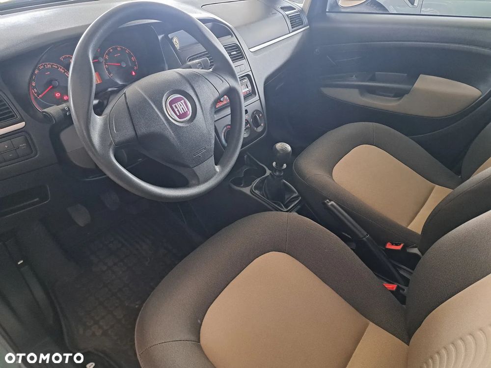 Fiat Linea 1.4 Active - 8