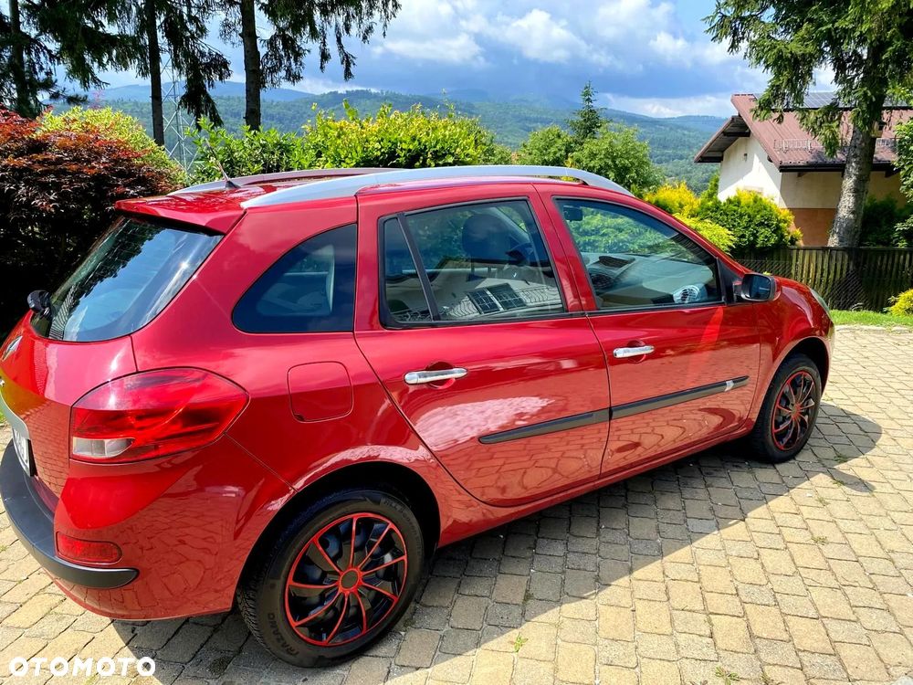 Renault Clio - 37