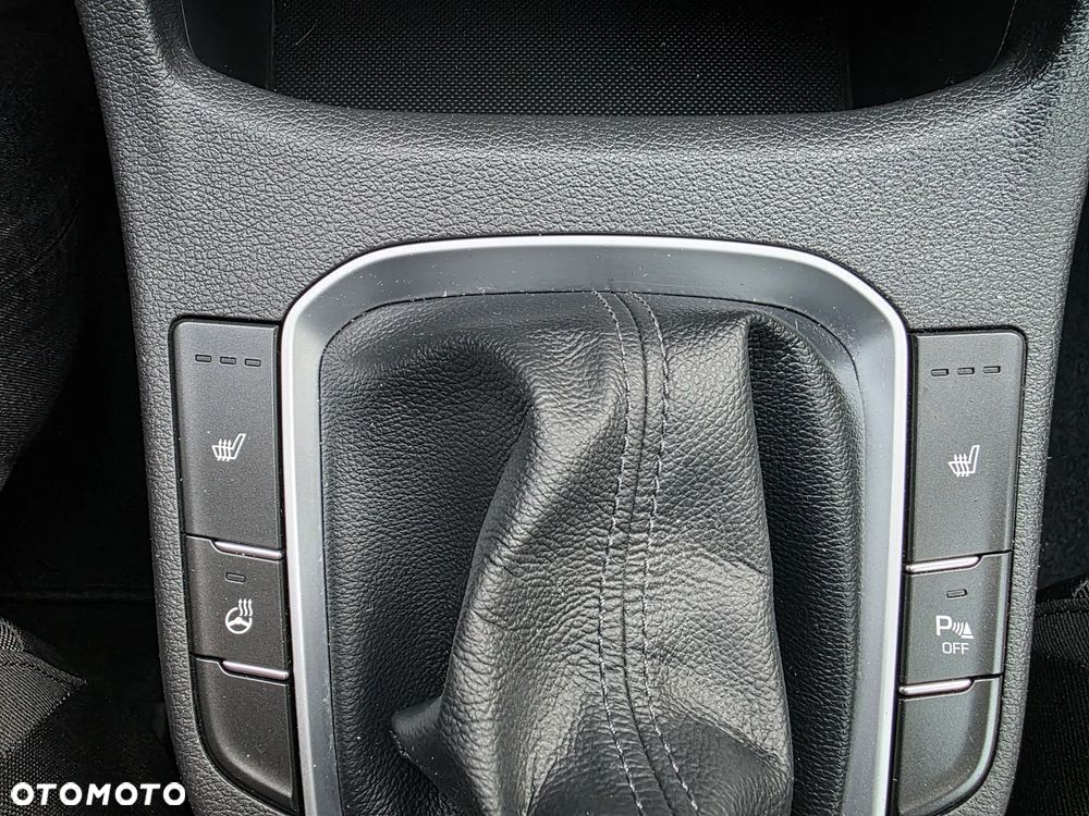 Hyundai i30 1.0 T-GDI Intro Edition - 22