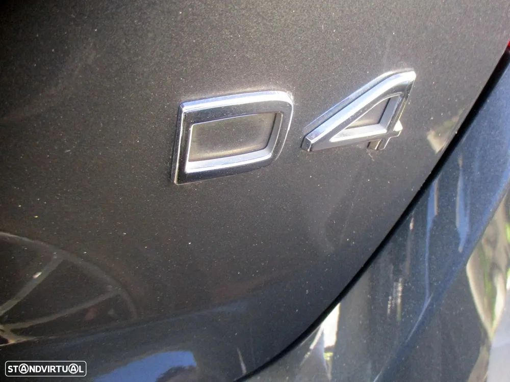 Volvo V60 2.0 D4 R-Design Summum Geartronic - 55