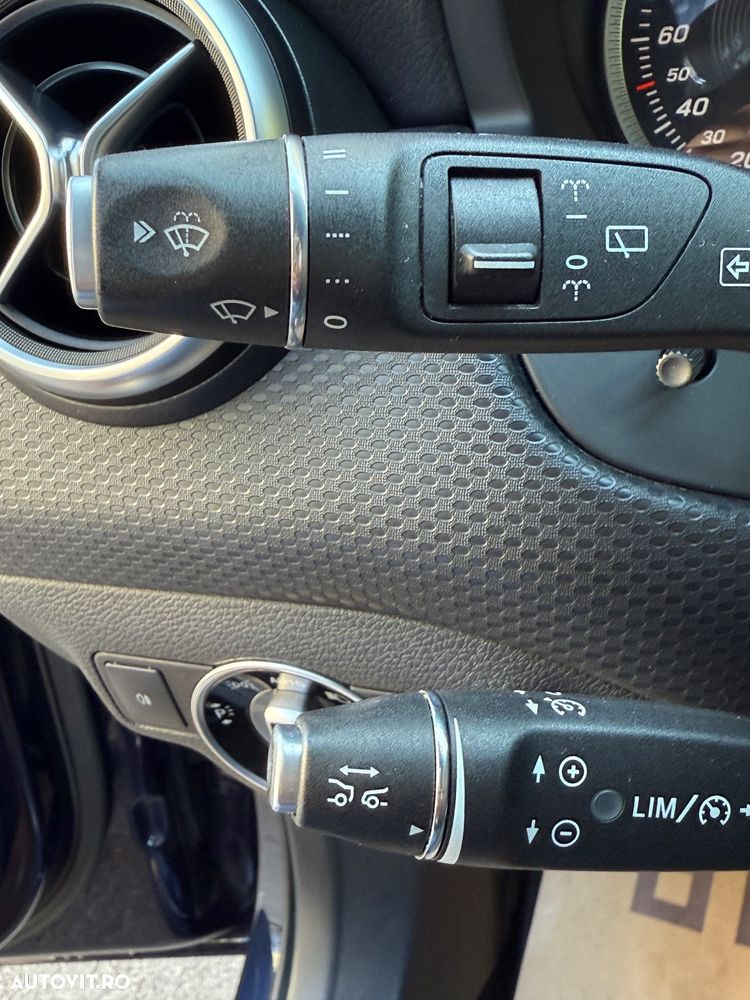 Mercedes-Benz A 200 CDI 4Matic 7G-DCT - 12