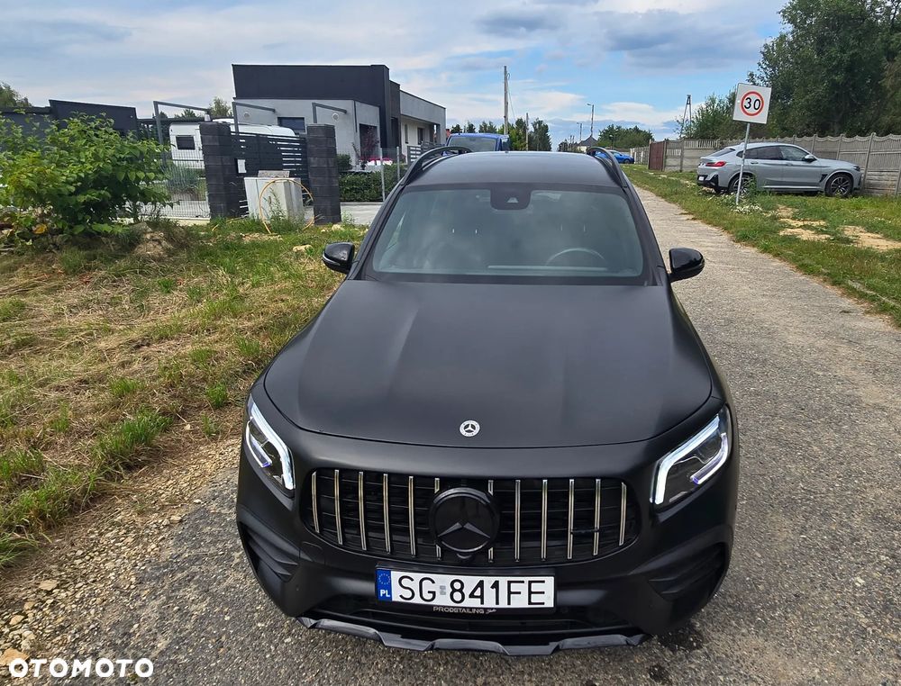 Mercedes-Benz GLB 250 8G-DCT AMG Line - 12