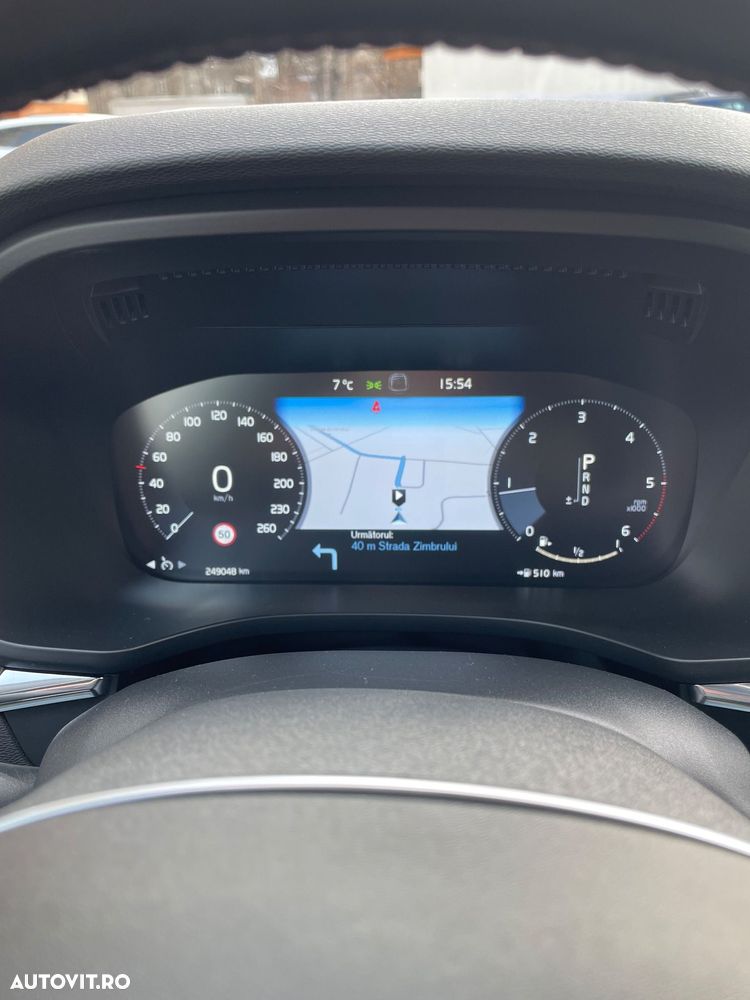 Volvo XC 60 D5 AWD Geartronic Inscription - 34