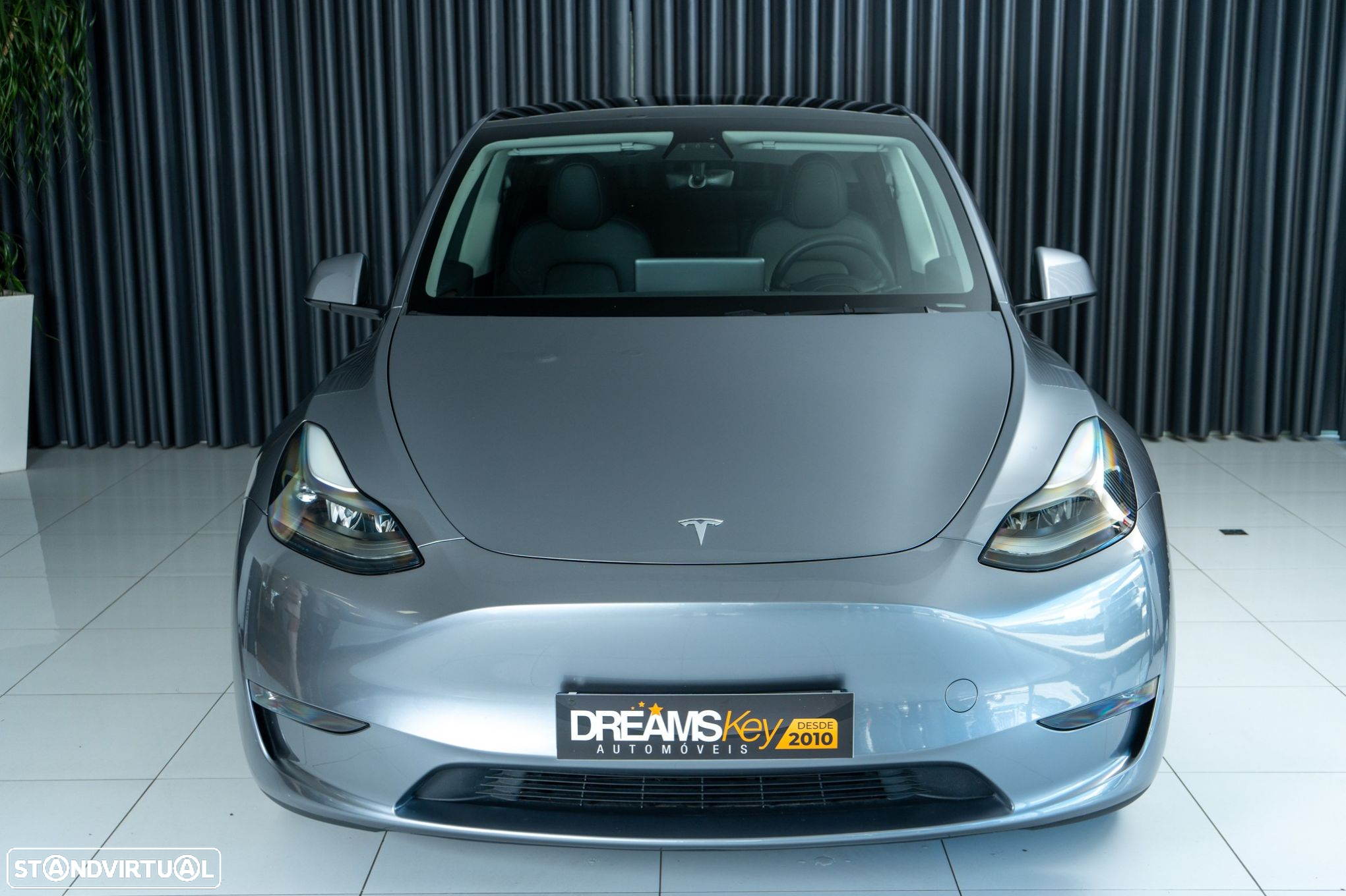 Tesla Model Y Performance Dual Motor AWD - 3