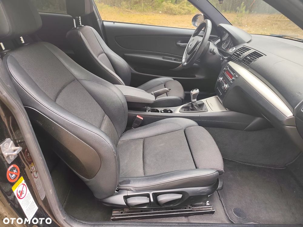 BMW Seria 1 118d - 12