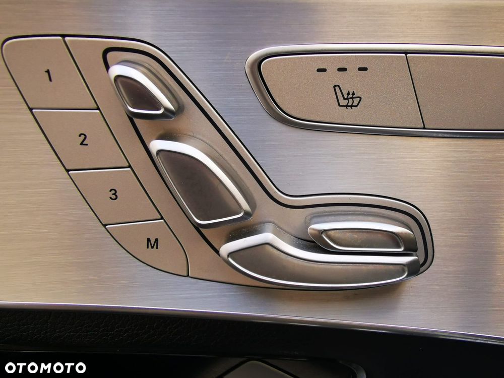 Mercedes-Benz GLC - 23