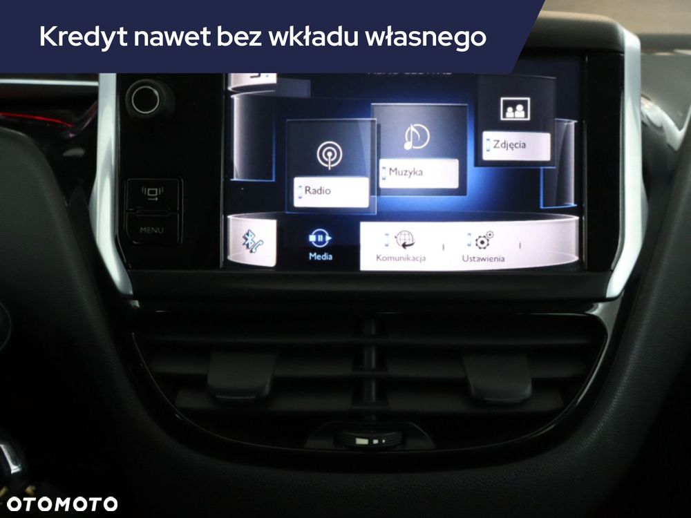 Peugeot 208 - 19