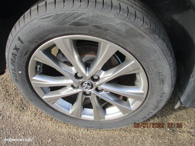 Toyota RAV4 2.0 D-4D Active - 9