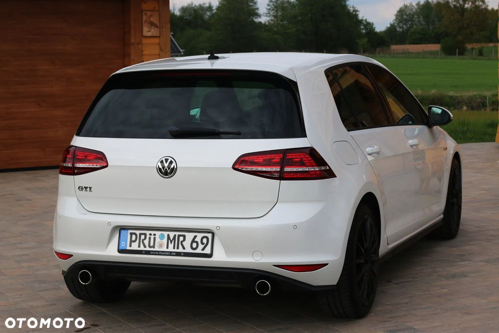 Volkswagen Golf GTI BlueMotion Technology - 8