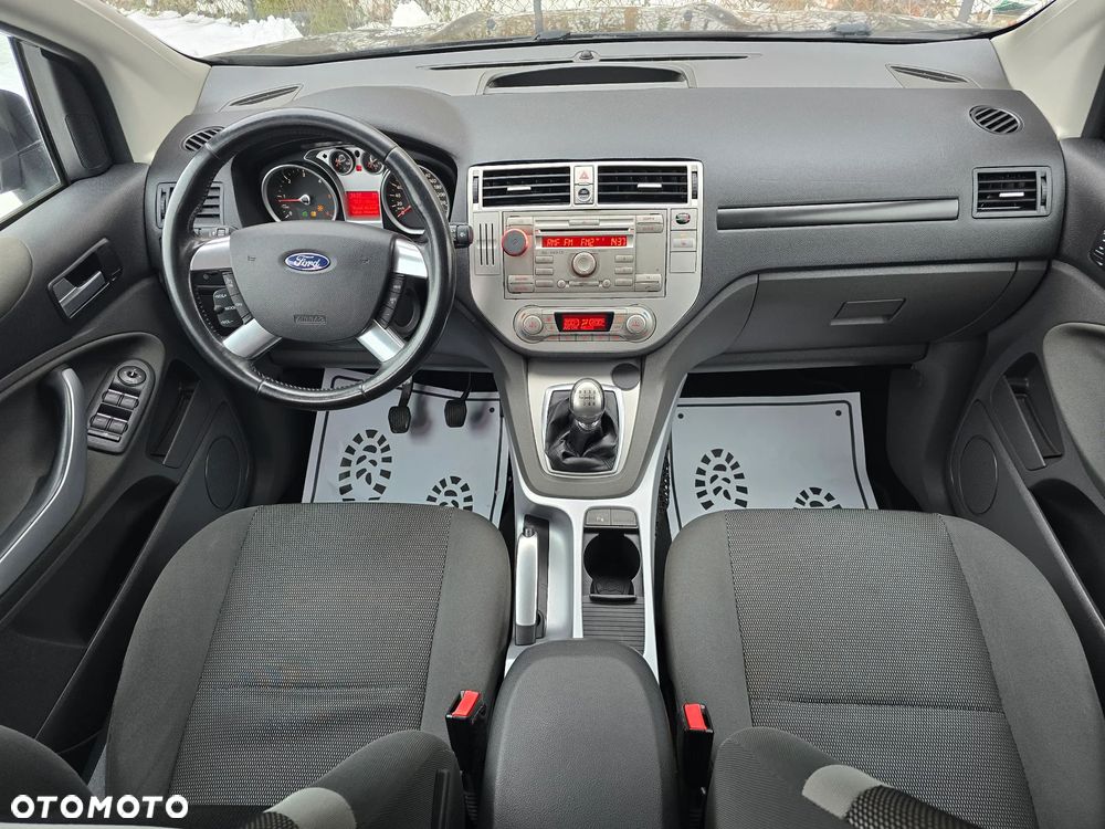 Ford Kuga 2.0 TDCi 2x4 Trend - 23