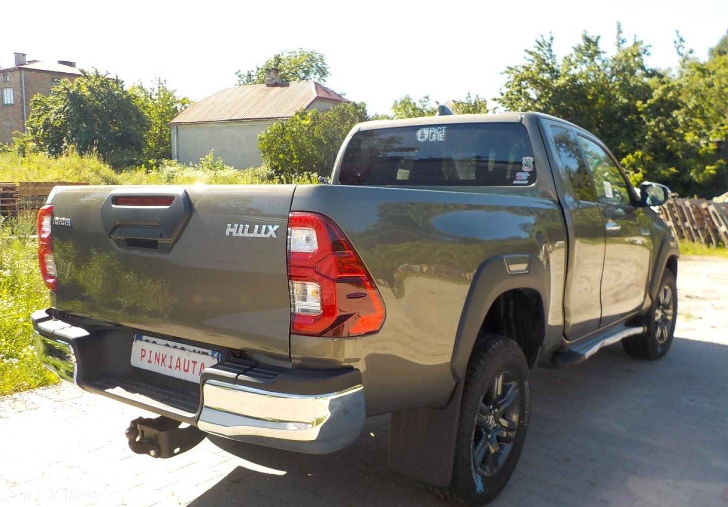Toyota Hilux - 16