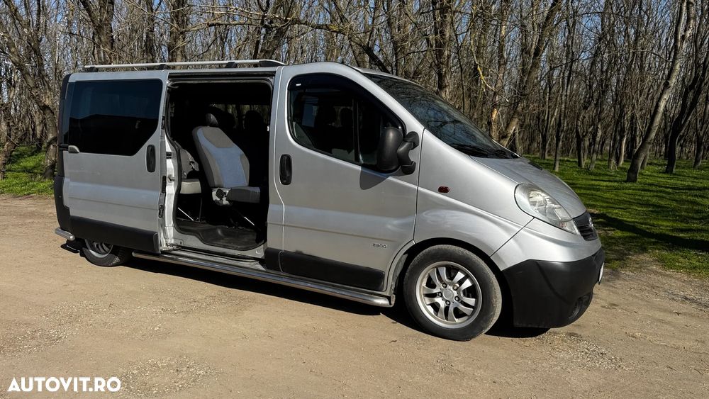 Opel Vivaro - 13