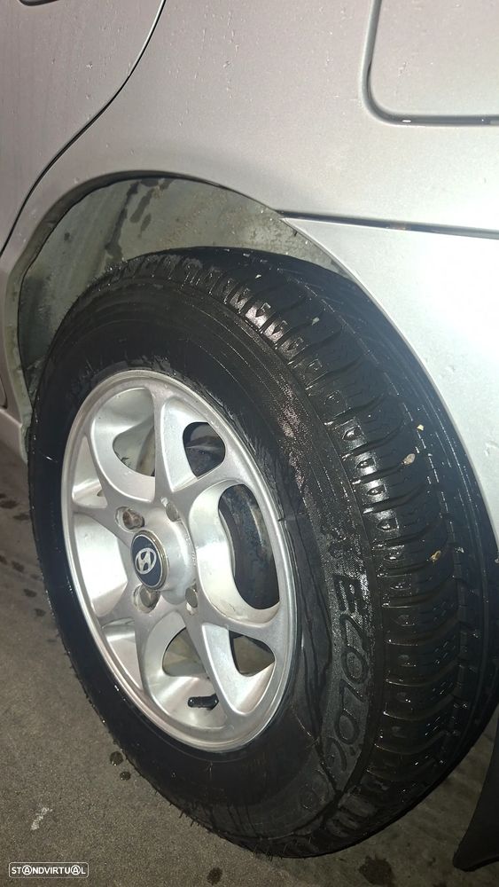 Hyundai Accent 1.3 Miles - 8