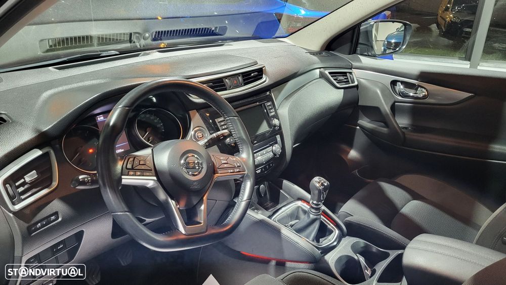 Nissan Qashqai 1.5 dCi N-Connecta - 13