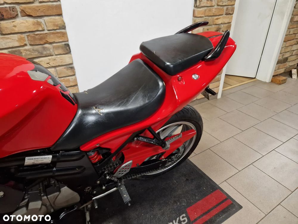 Hyosung GT - 15