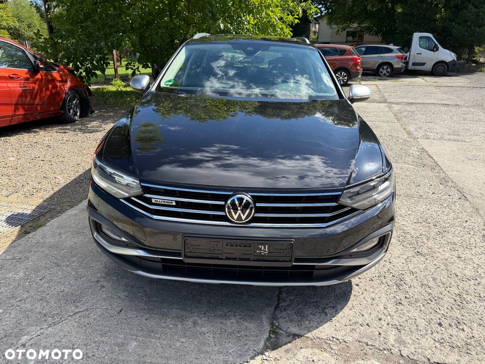 Volkswagen Passat Alltrack 2.0 TDI SCR DSG 4Motion - 5
