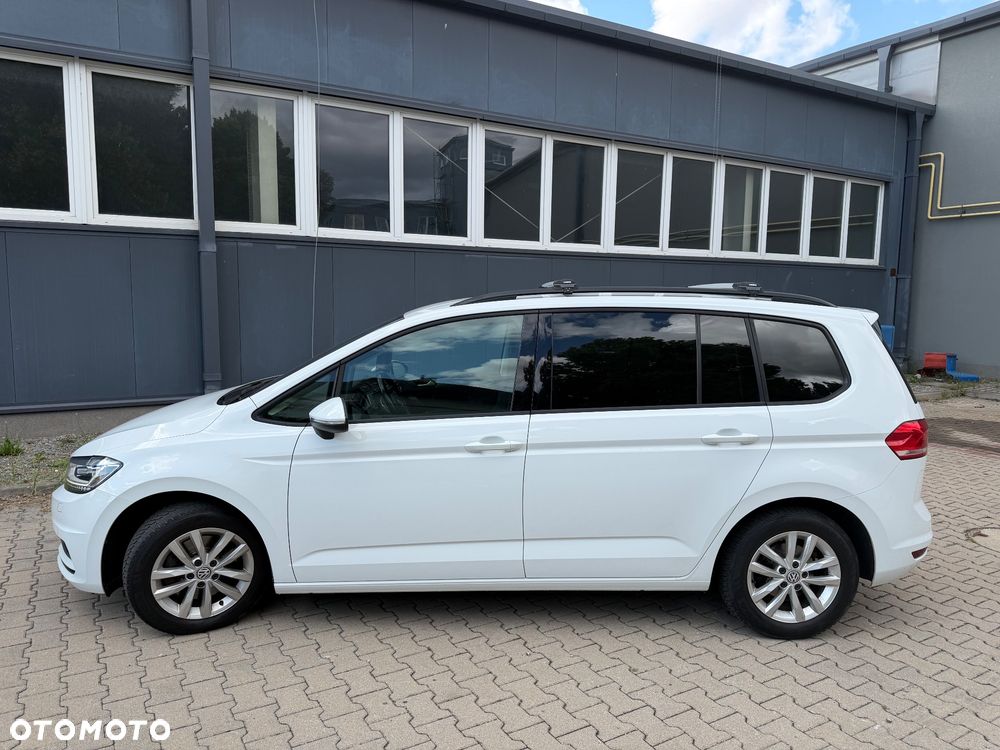 Volkswagen Touran 2.0 TDI BMT Comfortline - 11