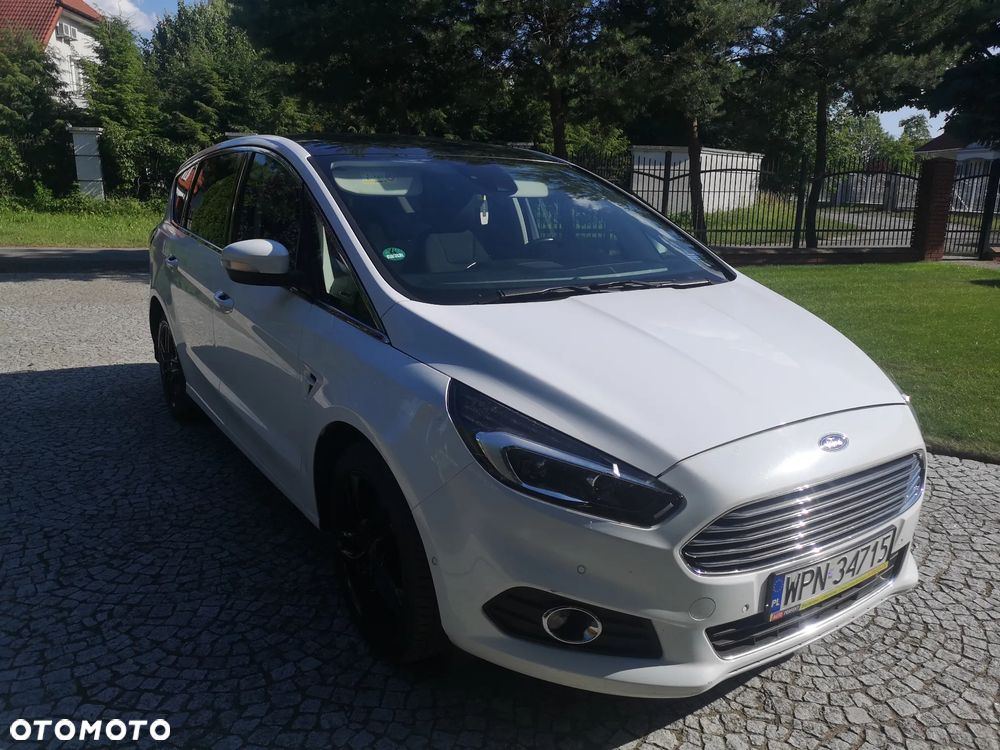 Ford S-Max 2.0 EcoBlue Twin-Turbo Titanium - 2