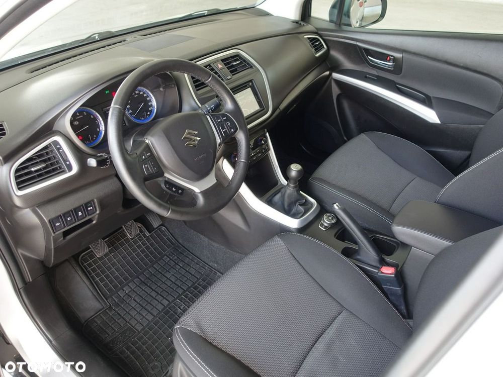 Suzuki SX4 S-Cross 1.6 Premium Plus 4WD - 12