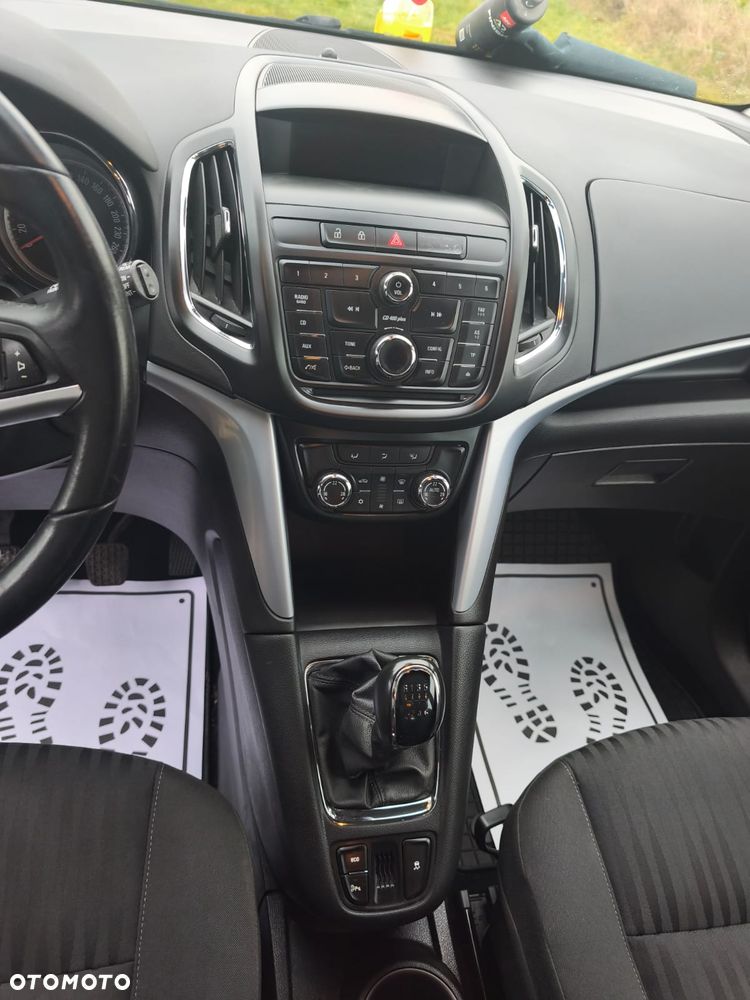 Opel Zafira Tourer 2.0 CDTI ecoFLEX Start/Stop drive - 13