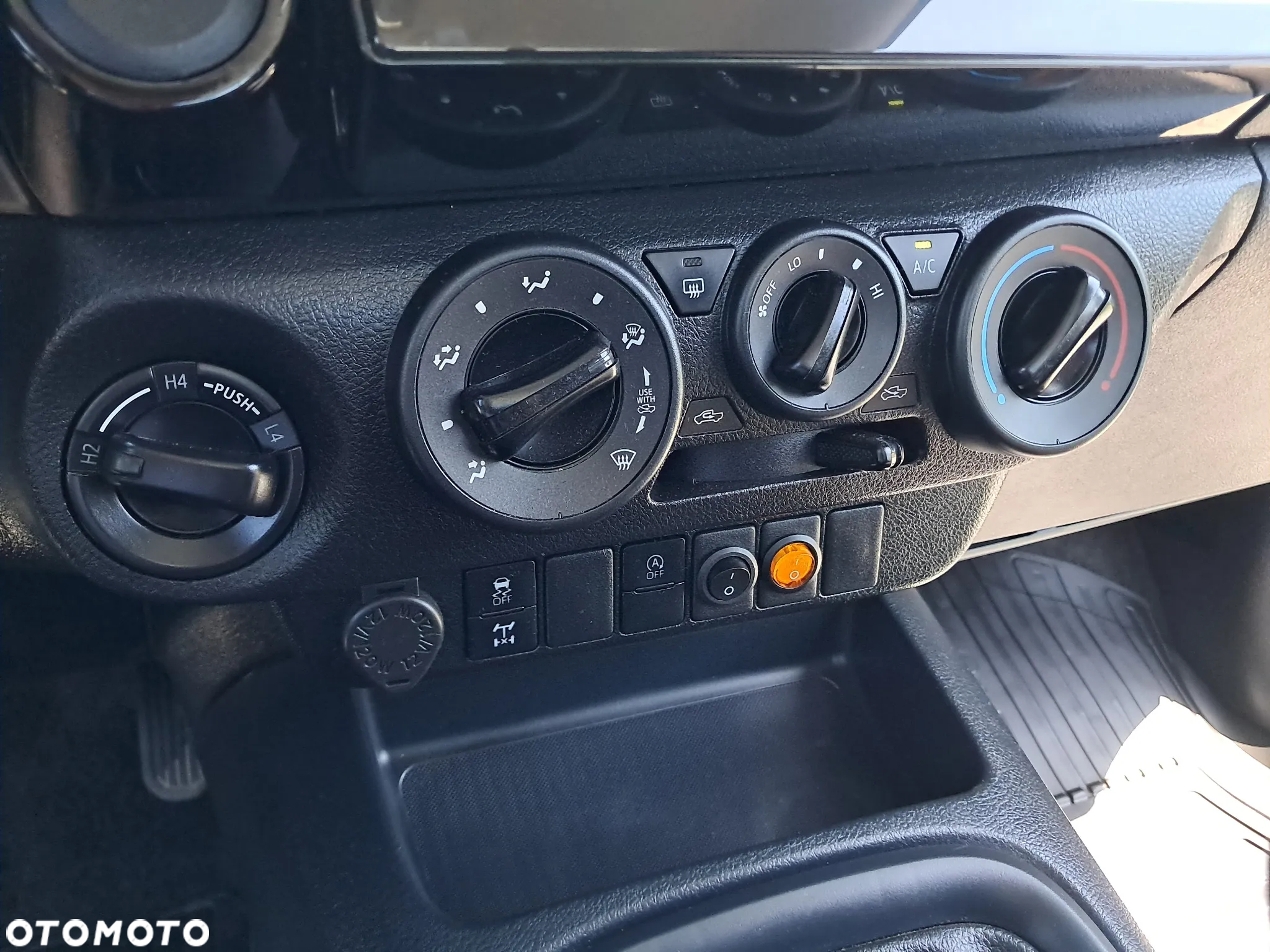 Toyota Hilux 2.4 D-4D Single Cab DLX 4x4 - 20