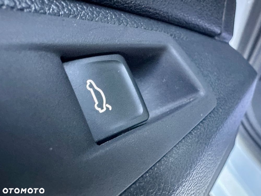 Volkswagen T-Roc 2.0 TSI OPF 4MOTION DSG Sport - 27