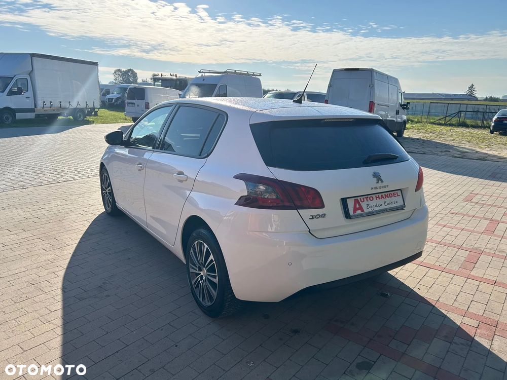 Peugeot 308 - 4
