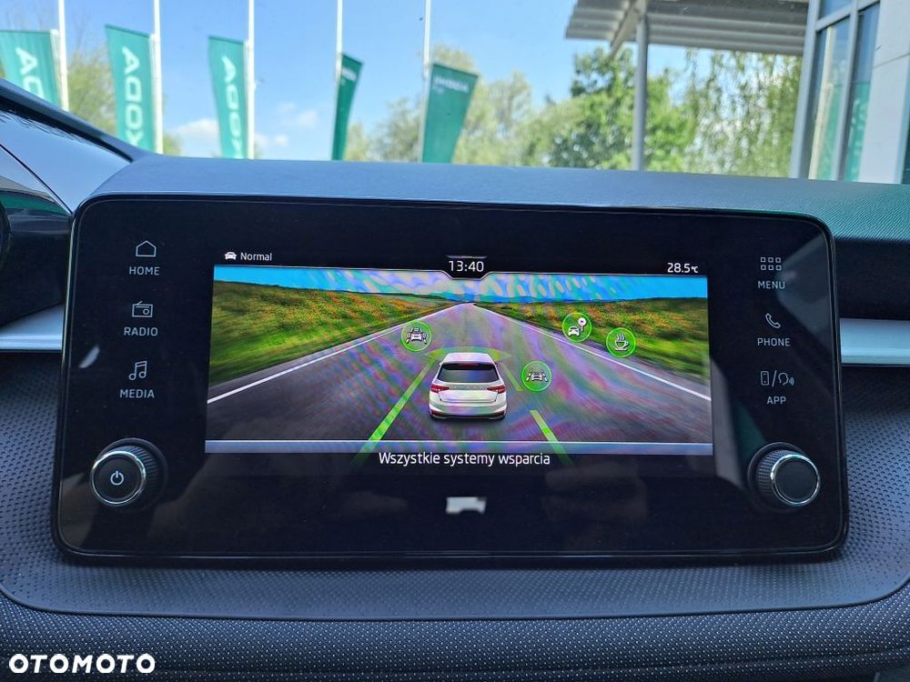 Skoda Fabia 1.0 TSI Drive - 11
