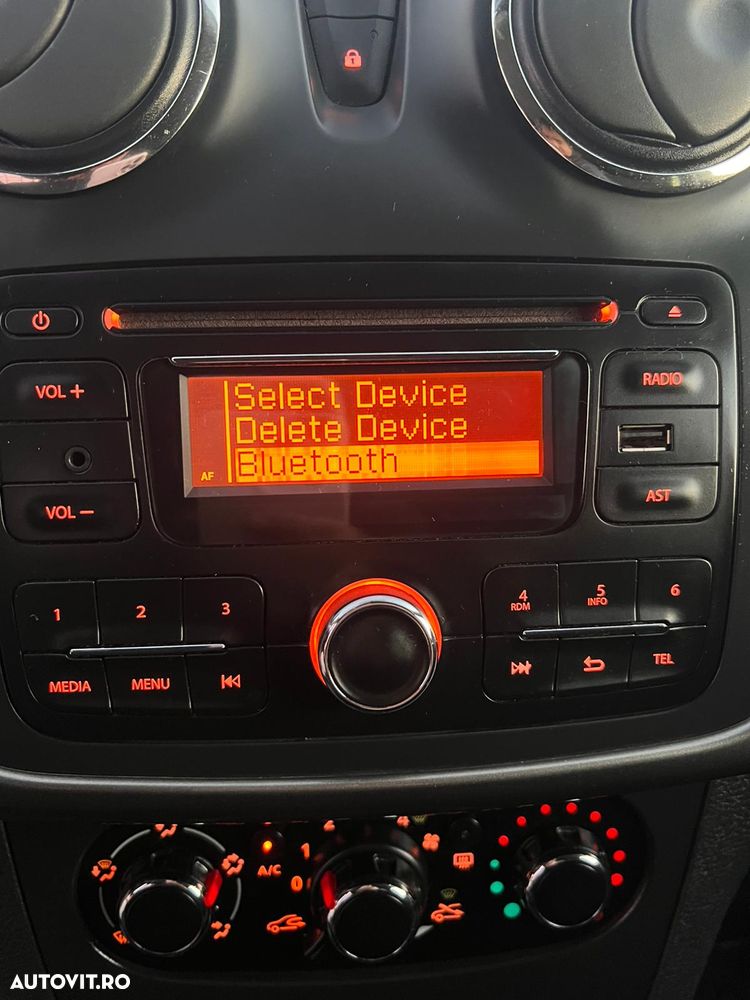 Dacia Logan MCV TCe 90 S&S Prestige - 25