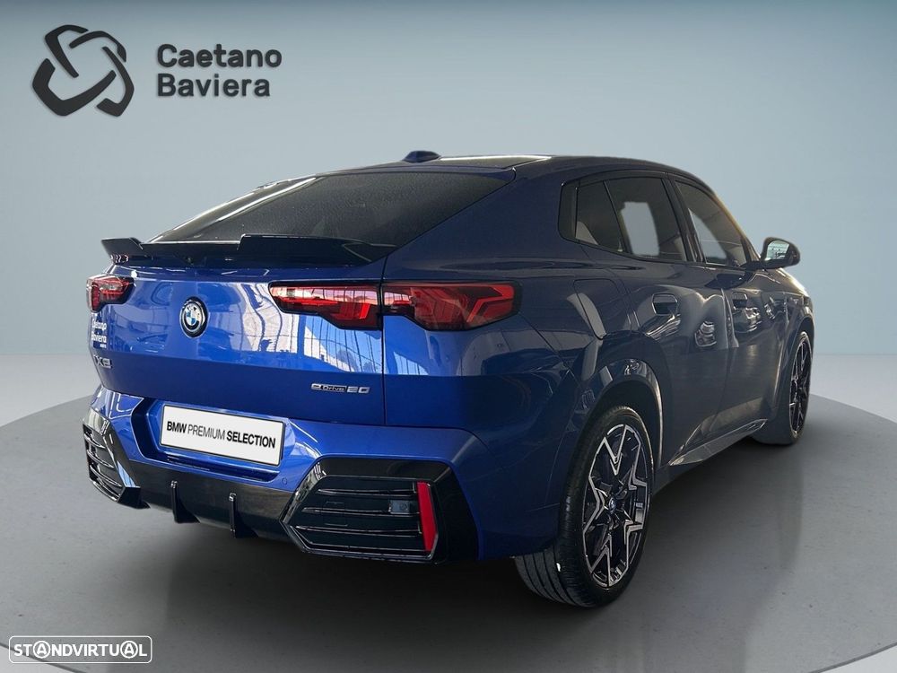 BMW iX2 eDrive20 Pack Desportivo M Pro - 7