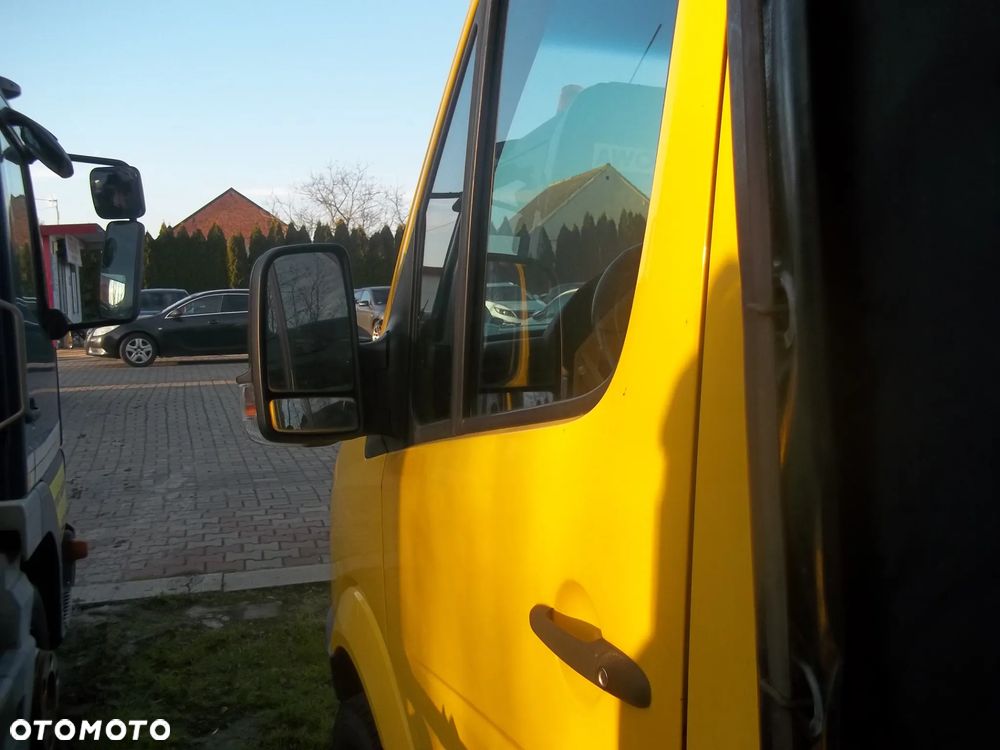 Mercedes-Benz SPRINTER - 20