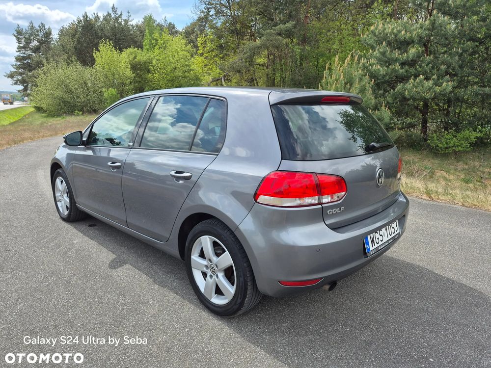 Volkswagen Golf 1.6 TDI Highline - 7