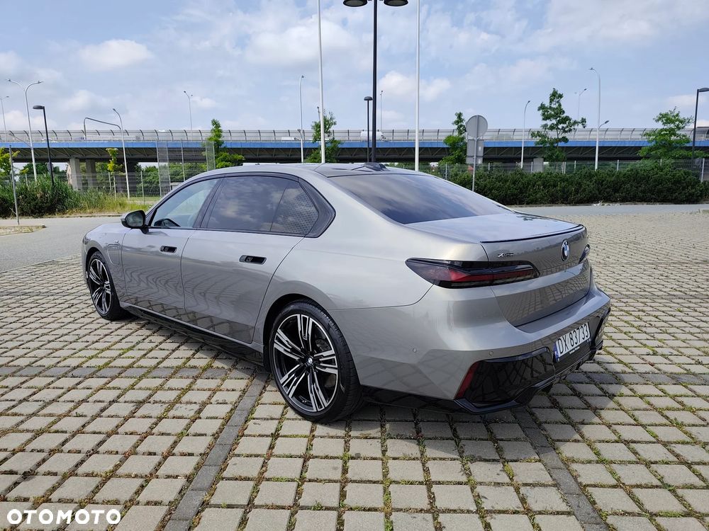 BMW Seria 7 750e PHEV xDrive M Sport sport - 3