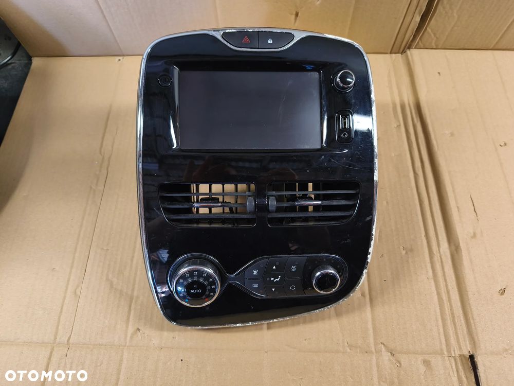 RADIO NAWIGACJA TABLET RAMKA  281153868R RENAULT CLIO IV - 1
