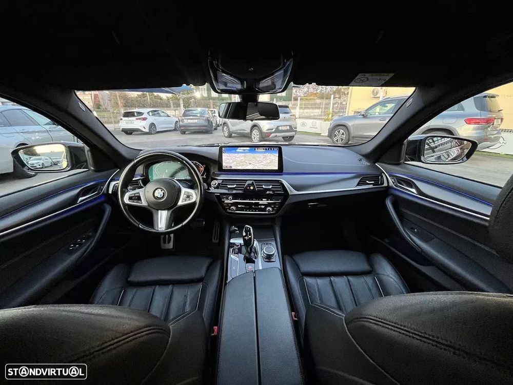 BMW 520 d Pack Desportivo M Auto - 9