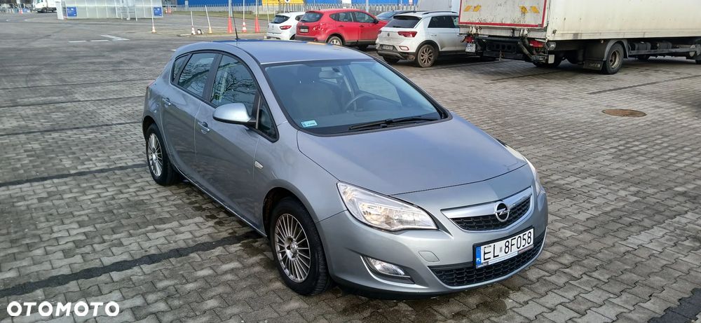 Opel Astra 1.6 Enjoy - 8