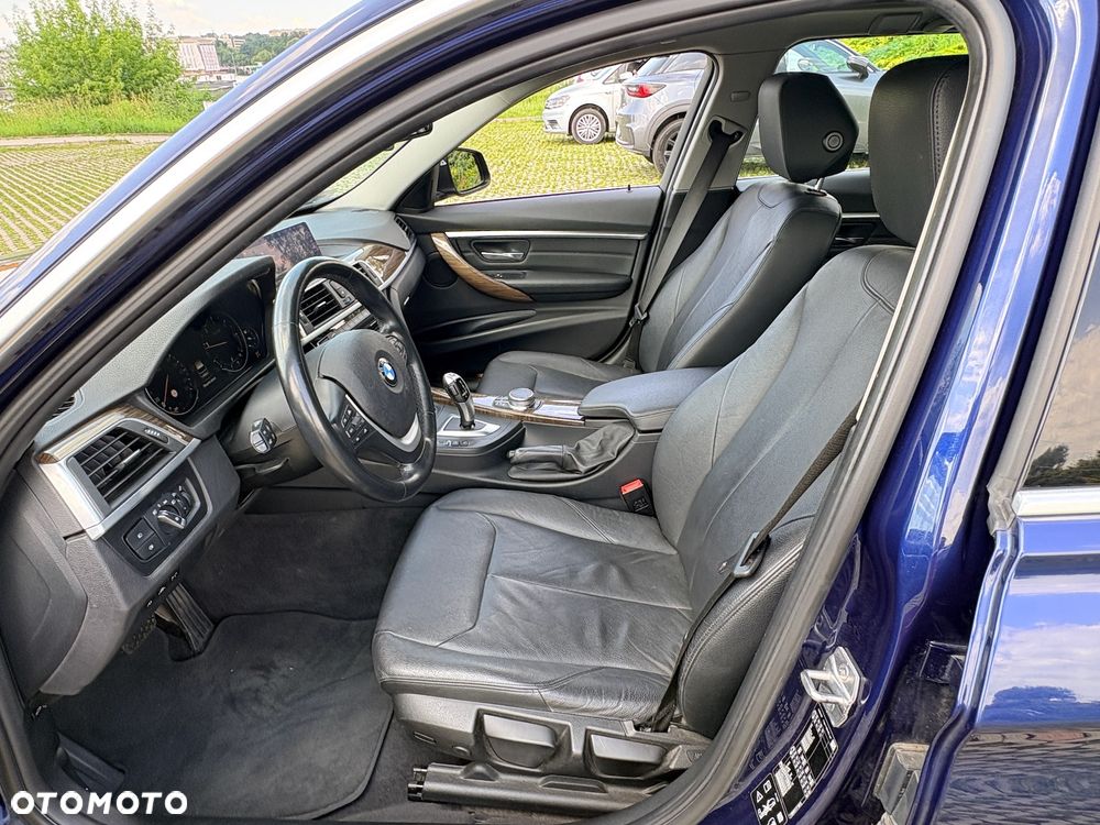 BMW Seria 3 320d Luxury Line - 8